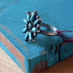 Antique Zuni/Navajo Silver Starburst Rosette Flower Turquoise Ring sz 6.5